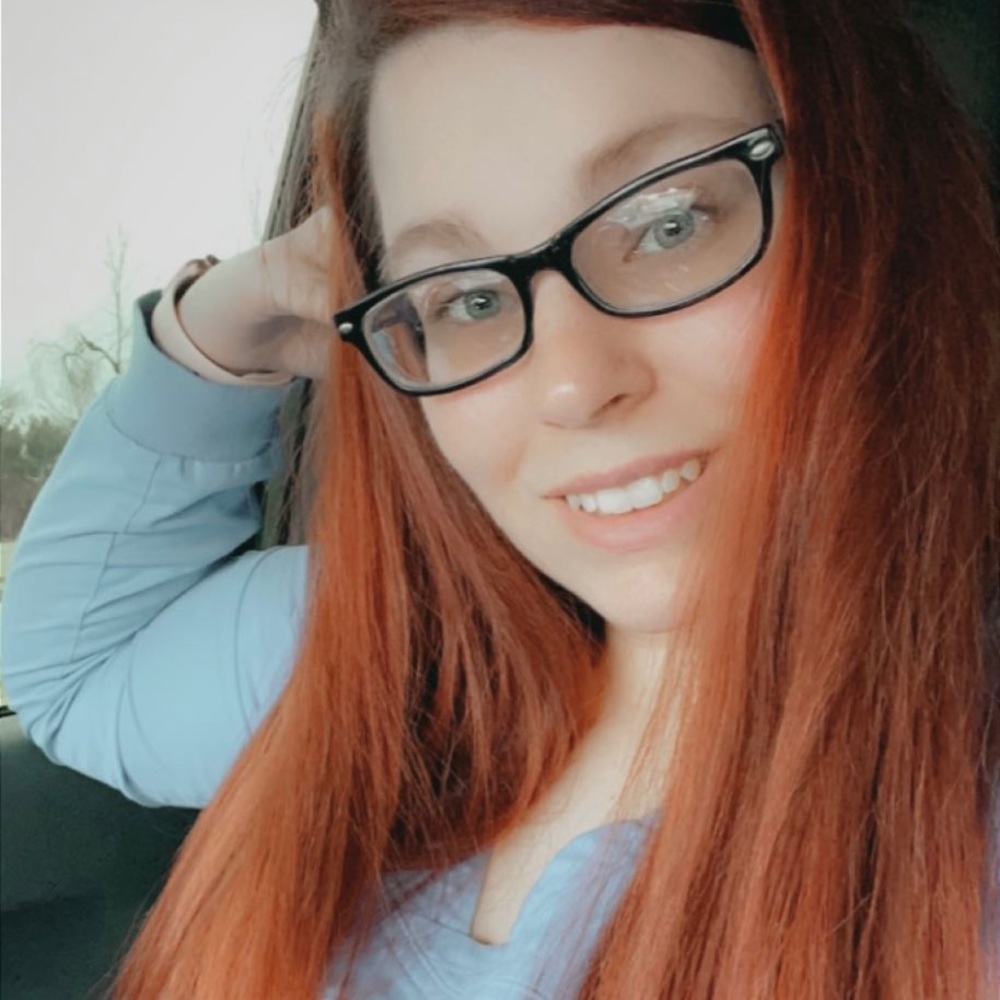 Meet your Posher, Haley